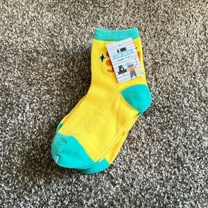 Do Good Happy Socks Yellow and Teal Socks